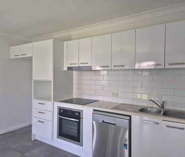 2/14 Christopher Court Caboolture - Photo 2