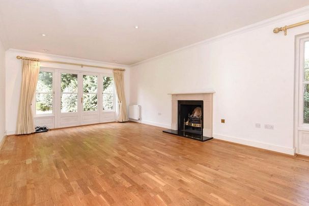 5 bedroom detached house to rent - Photo 1