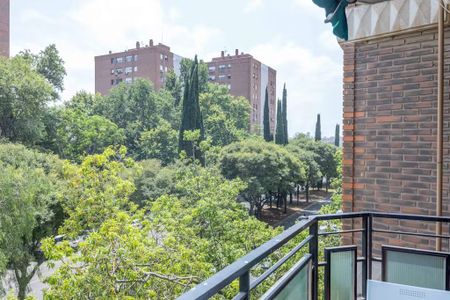 Avinguda de la Plata, Valencia, Valencian Community 46004 - Photo 2