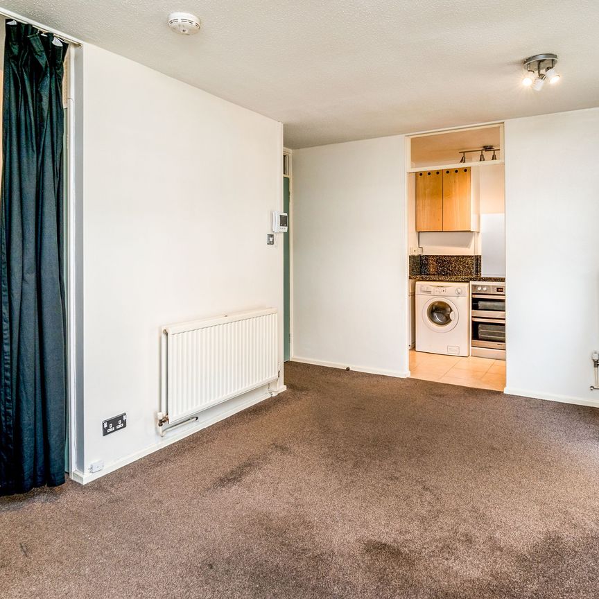 3 bedroom apartment to rent - Photo 1