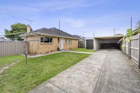 28 Elliot Street, Reservoir. - Photo 3