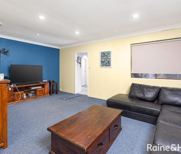 2 Sherwood Avenue, Kooringal, NSW 2650 - Photo 6