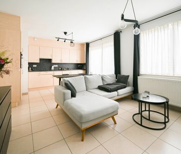 Appartement met ruim terras nabij centrum Oostrozebeke - Photo 1