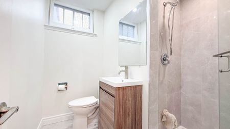 For Lease - 151 Fenn Avenue, Toronto, Ontario - Photo 4