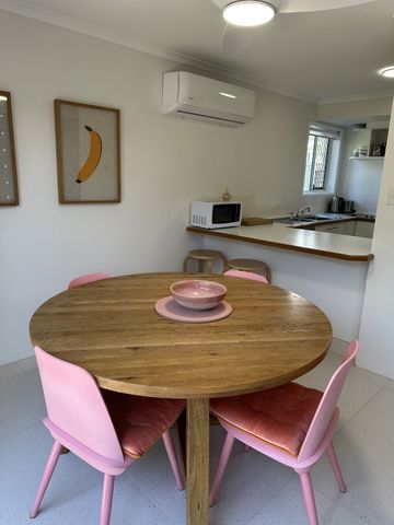 3 Bedroom Townhouse in Shelly Beach - Photo 2