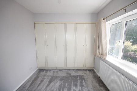 3 bedroom semi-detached house to rent - Photo 4