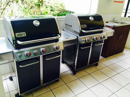 Luxurious Fully Furnished 2-Bedroom, 2-Bathroom Apartment with Car Park in Brisbane CBD â Short Stay (2â3 Months) Available - Photo 5