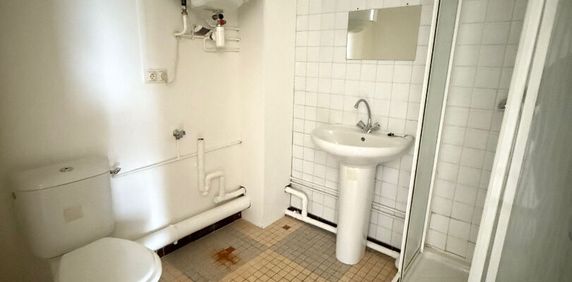 Location Appartement 1 pièce 27m² - Photo 2