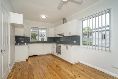THREE BEDROOM HOME - Photo 3