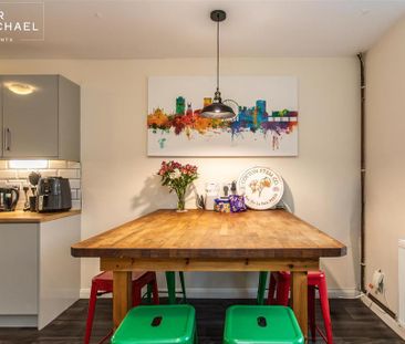 5 bedroom terraced house to rent - Photo 2