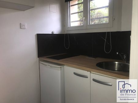 Location appartement studio 1 pièce 17.97 m² à Savigny-sur-Orge (91600) - Photo 2