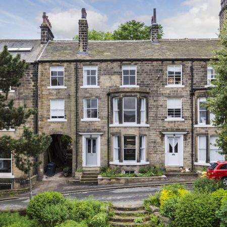 5 bedroom terraced house to rent - Photo 4