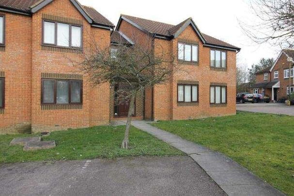 Gabriel Close, Browns Wood, Milton Keynes, MK7 - Photo 1