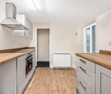 1 bedroom detached house to rent - Photo 3