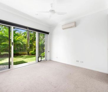 Luxury Bluewater Apartment - Photo 1