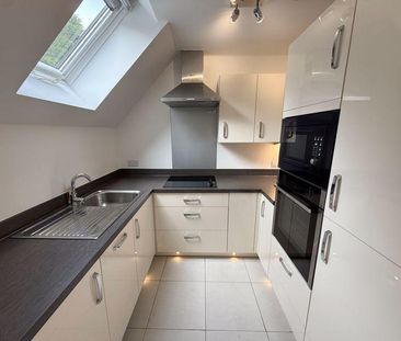 2 bedroom apartment to rent - Photo 3