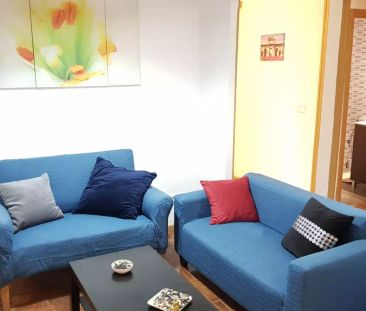 Room for rent in 5-bedroom apartment in Argüelles, Madrid - Foto 3