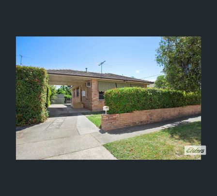 4 Bourke Crescent, Wodonga, Vic 3690 - Photo 1