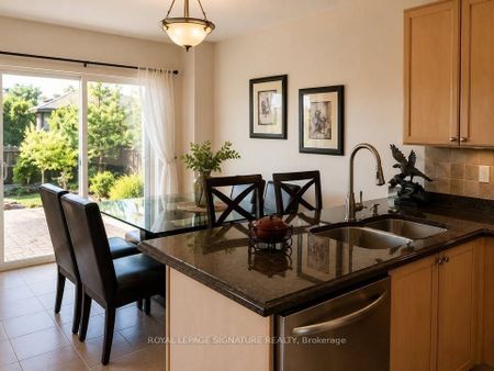 112 Barnwood Drive apartment — Richmond Hill, ON (4-Bedroom) - 4 Bedroom - Photo 3