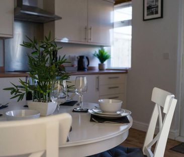 2 bed terraced house to rent in NE64 - Photo 2