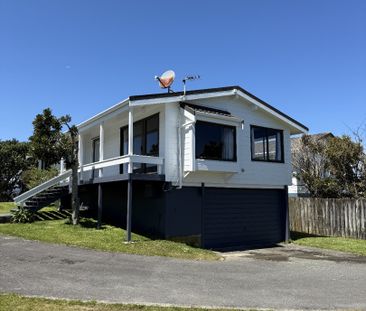 6 Wisteria Grove, Maungaraki - Photo 2