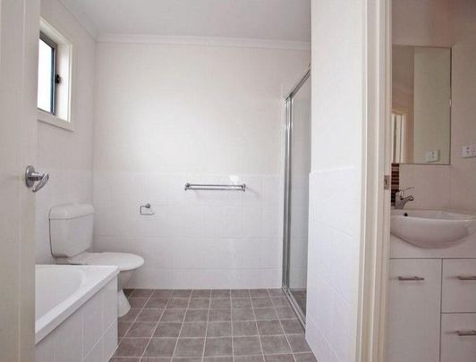 43 Adelaide Terrace, Ascot Park SA 5043 - House For Rent | Domain - Photo 1