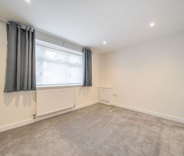 1 bedroom ground floor flat to rent - Photo 3