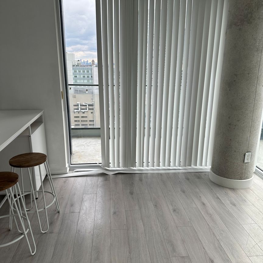 88 North Condos and Lofts 77 , #2913 - Photo 1