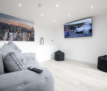 1 bedroom in a house share to rent - Photo 5