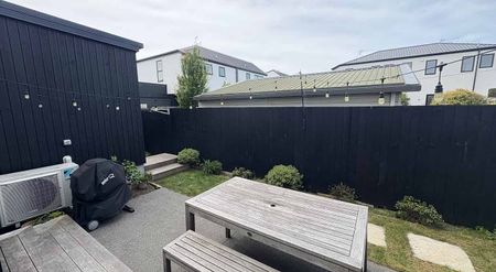 Ready to move in - fully furnished Townhouse - Photo 3