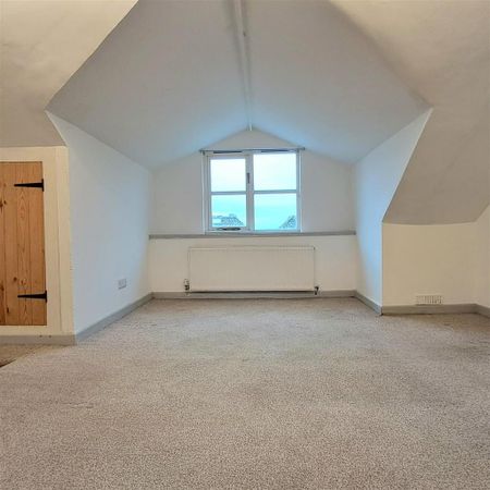 1 bedroom semi-detached house to rent - Photo 4