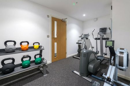Studio to rent - Photo 2
