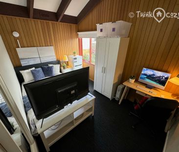 Burwood East - Photo 2