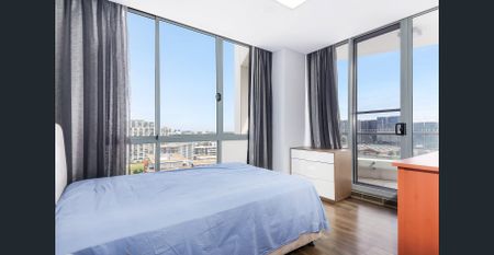 Grand Water & City View I Furnished (Optional) - Photo 3