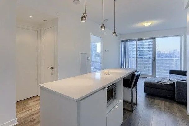 For Lease - 100 Harbour Street Unit# 4403, Toronto, Ontario - Photo 1