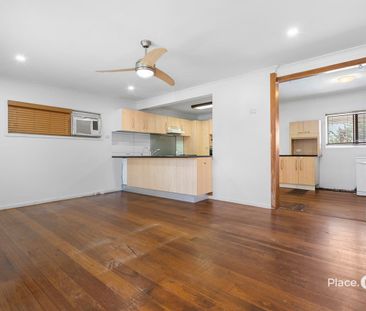 Comfort, Space and a Pool—Everything You Need - Photo 5