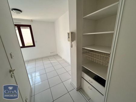Location Appartement 1 pièce 15m² AIX EN PROVENCE 13100 - Photo 3