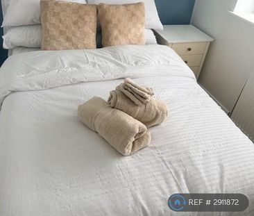1 bedroom in a house share to rent - Photo 4