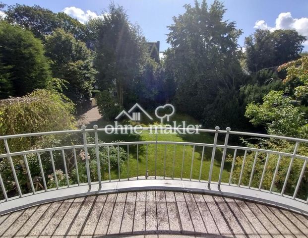 Villa in Hamburg (Othmarschen) - Photo 1