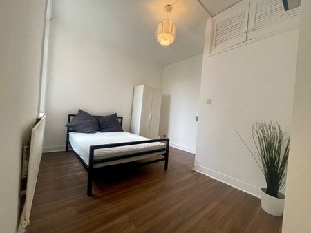 1 Bed Flat, South Norwood Hill, SE25 - Photo 5