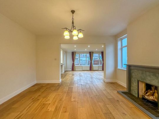 4 bedroom detached house to rent - Photo 1