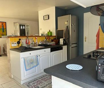 Location Maison 4 pièces 79m² PESSAC 33600 - Photo 6