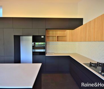 Spacious Family Home in a Sought-After North Nowra Location - Photo 2