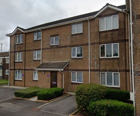 **Apply Online – 2 bed ground floor flat with walk in shower, Ty Brunel, Briton Ferry, Neath - Photo 4