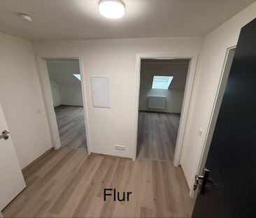 Mietwohnung DG | Ersteinzug nach Kernsanierung | 3 Familien Haus - Photo 1