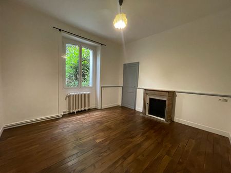 Location Appartement 3 pièces 74m² RENNES 35000 - Photo 2