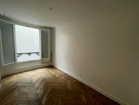 Appartement • Batignolles-Cardinet - Photo 2