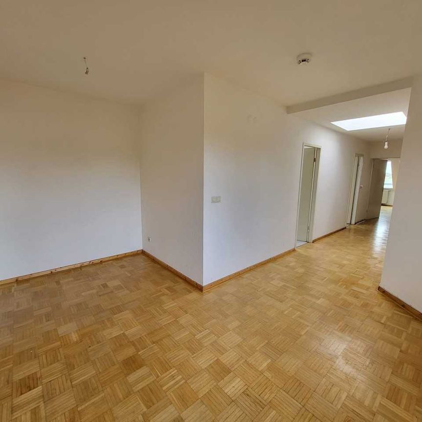 Schöne Altbau-Wohnung für Paare!!! - Photo 1