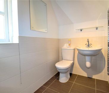 3 bedroom terraced house to rent - Photo 2