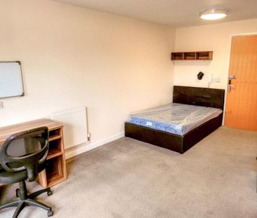 Studio to rent - Photo 5